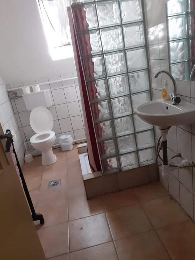 Pihenes A Malomtonal Privat Berlemeny Guest House Tapolca Luaran gambar